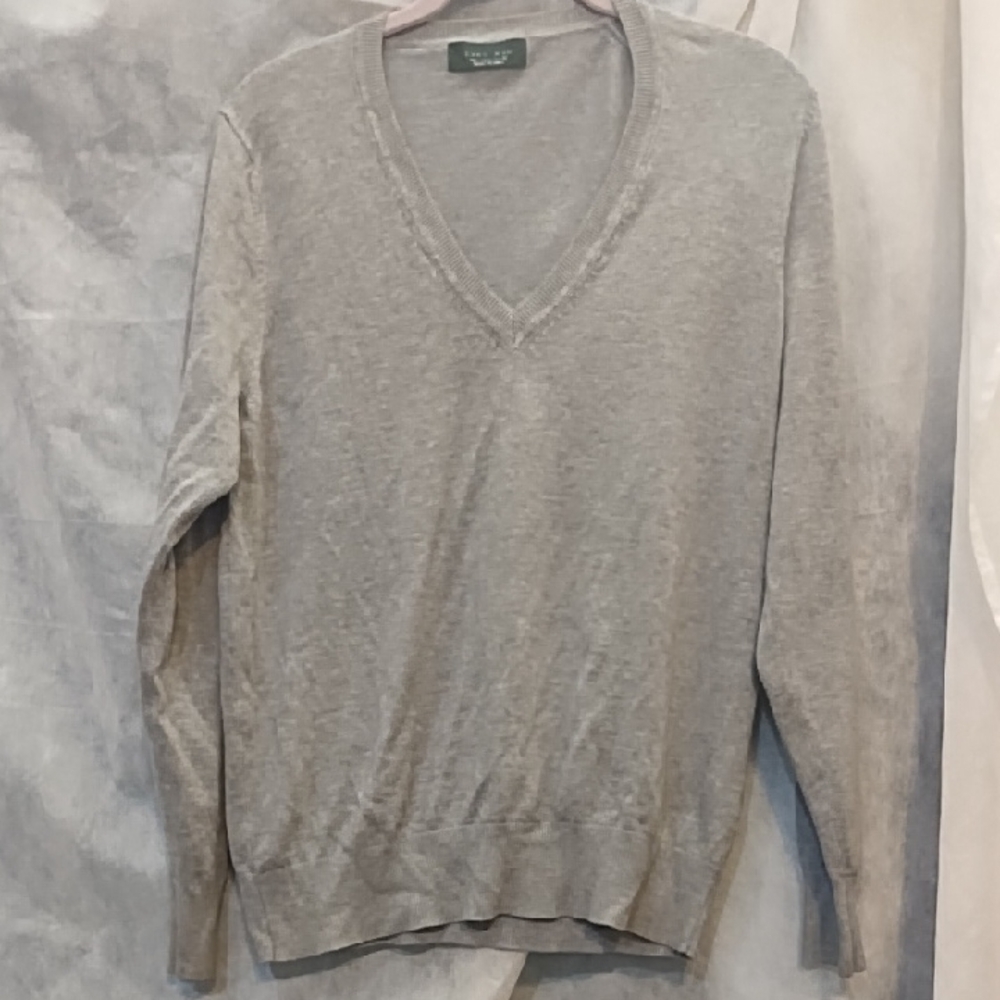 Zara Light Gray V-Neck Men's Sweater